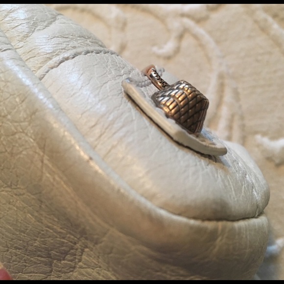 Balenciaga White Clutch - Picture 5 of 7